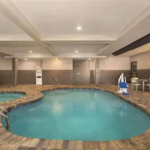 Country & By Radisson, Midtown, Ga Hotel Savannah